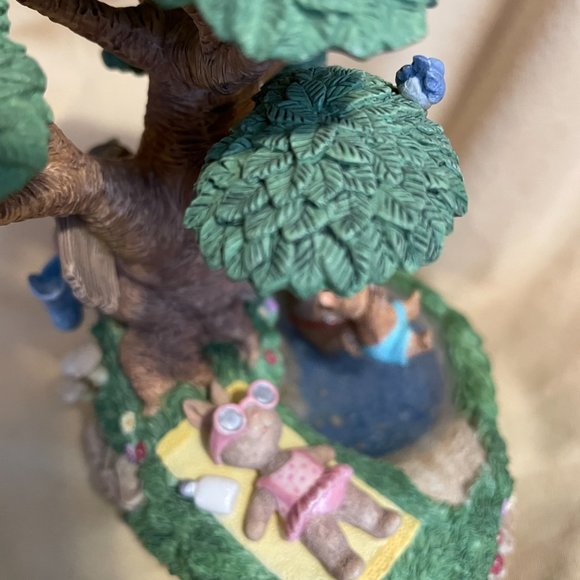 Old Swimming Hole Tender Touches Hallmark LARGE Figurine. - Picture 3 of 8